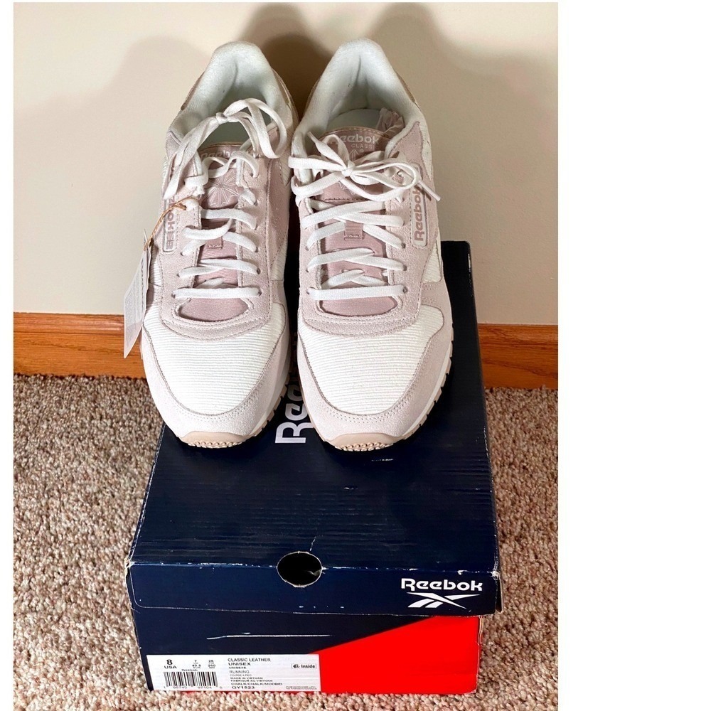 Reebok Classic Leather Running Shoes NIB Women Sz 8 Chalk Mod Beige GY1523 - Picture 3 of 13